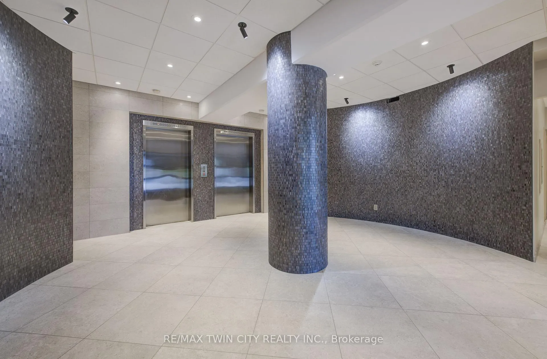 Photo 7 of Unit 405, 150 Queen Street S, Kitchener — HOMEH