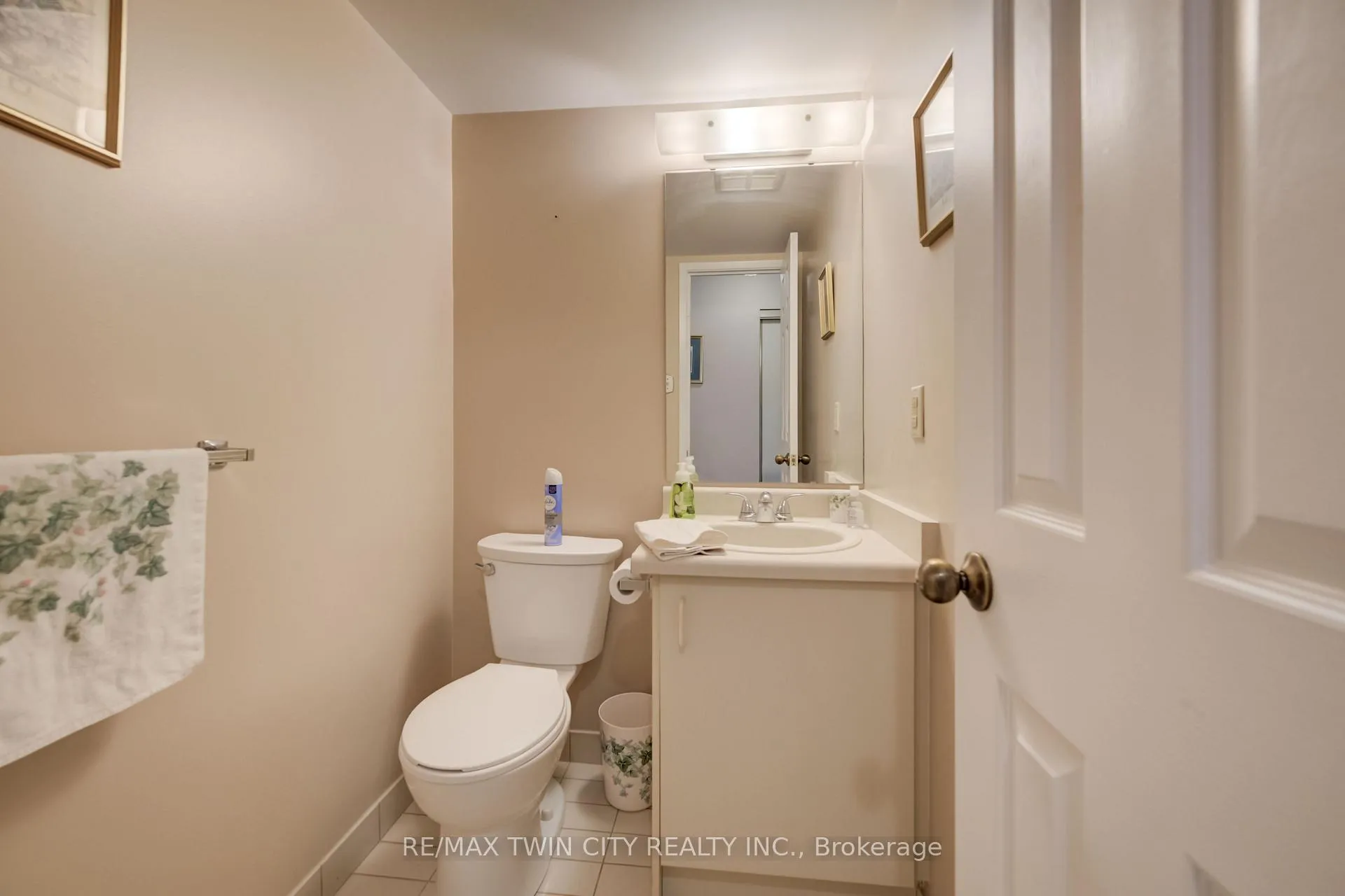 Photo 24 of Unit 405, 150 Queen Street S, Kitchener — HOMEH