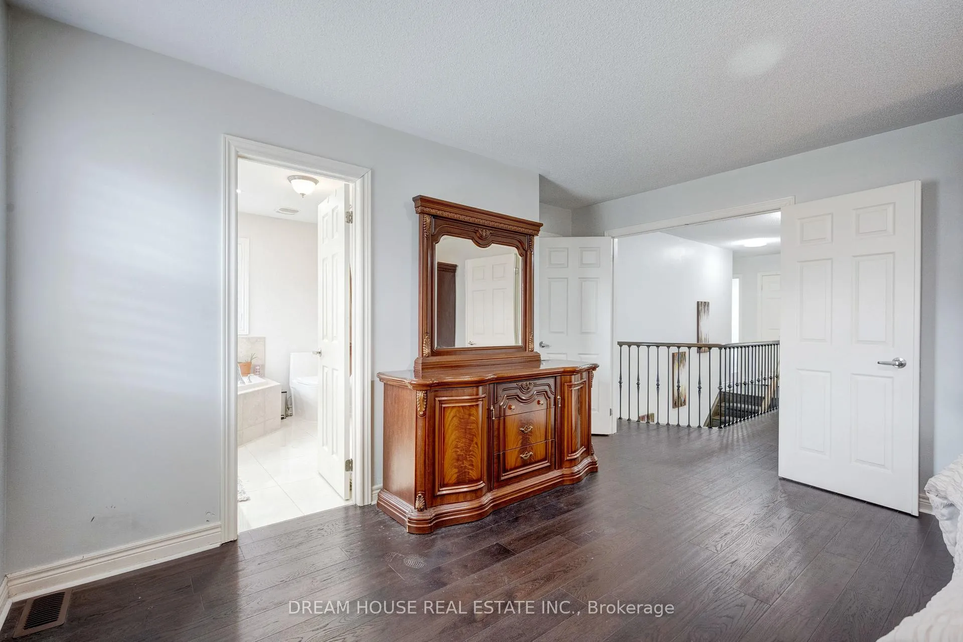 Photo 28 of 353 Michener Place, Milton, Harrison — HOMEH