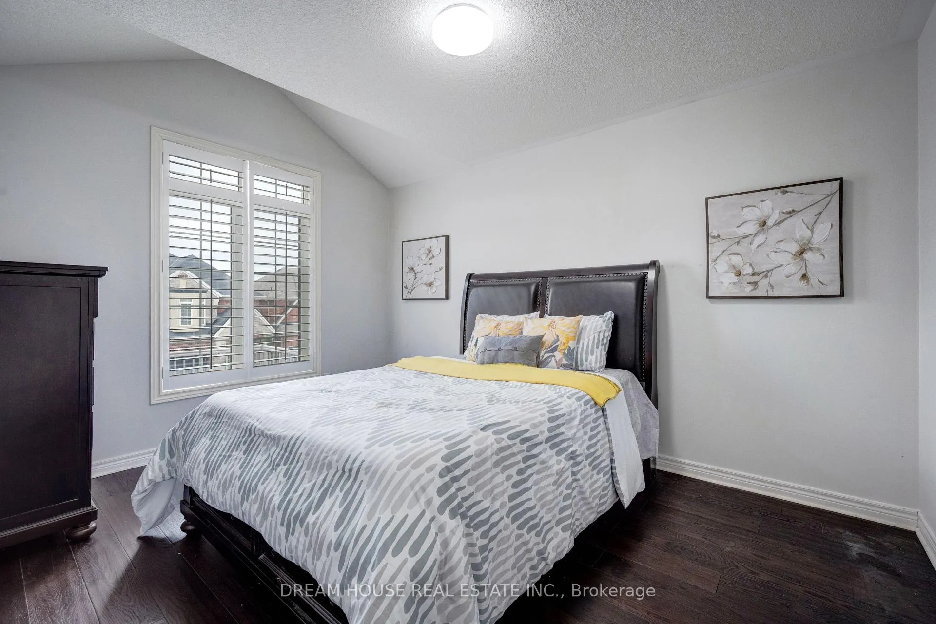 Photo 35 of 353 Michener Place, Milton, Harrison — HOMEH