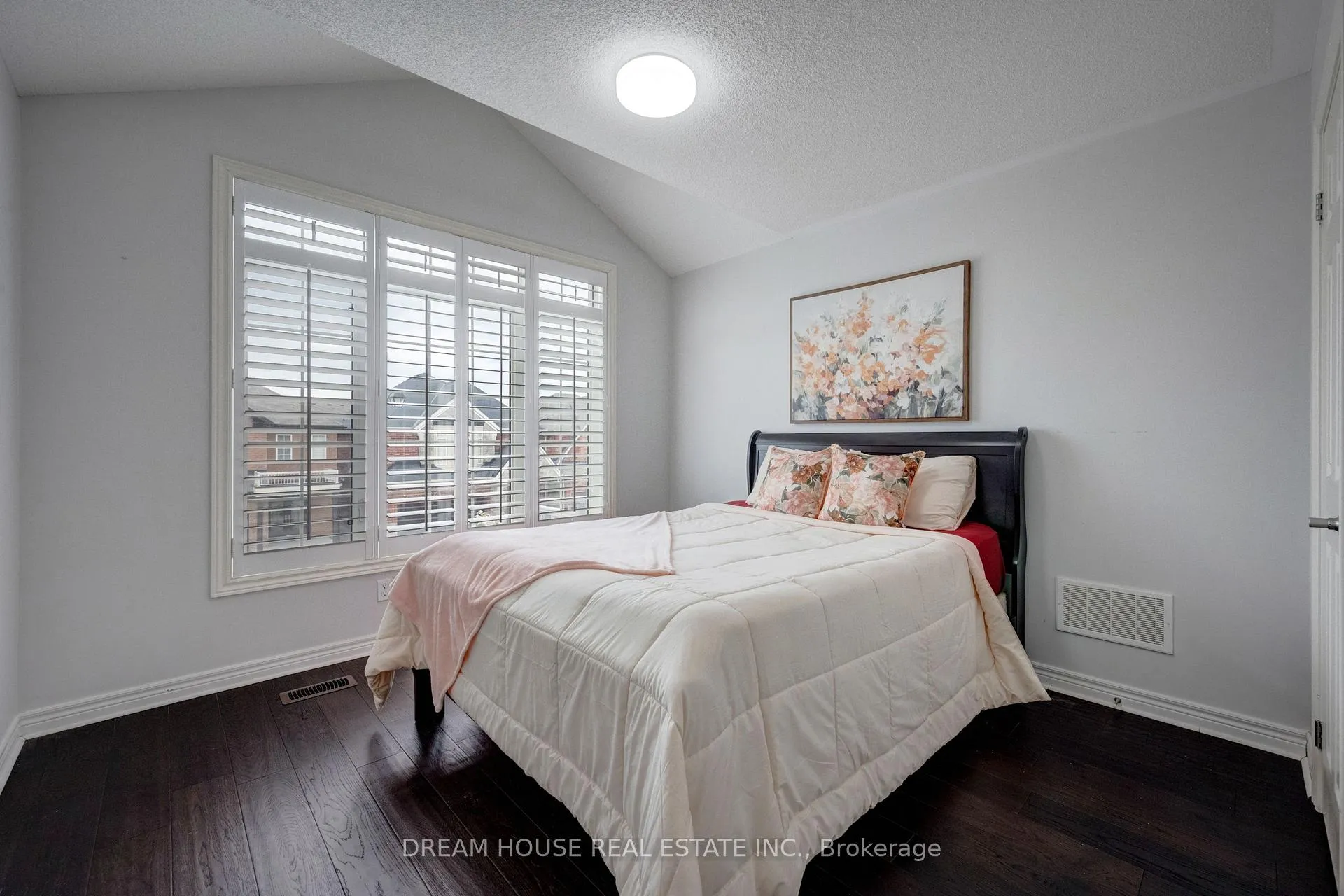 Photo 37 of 353 Michener Place, Milton, Harrison — HOMEH
