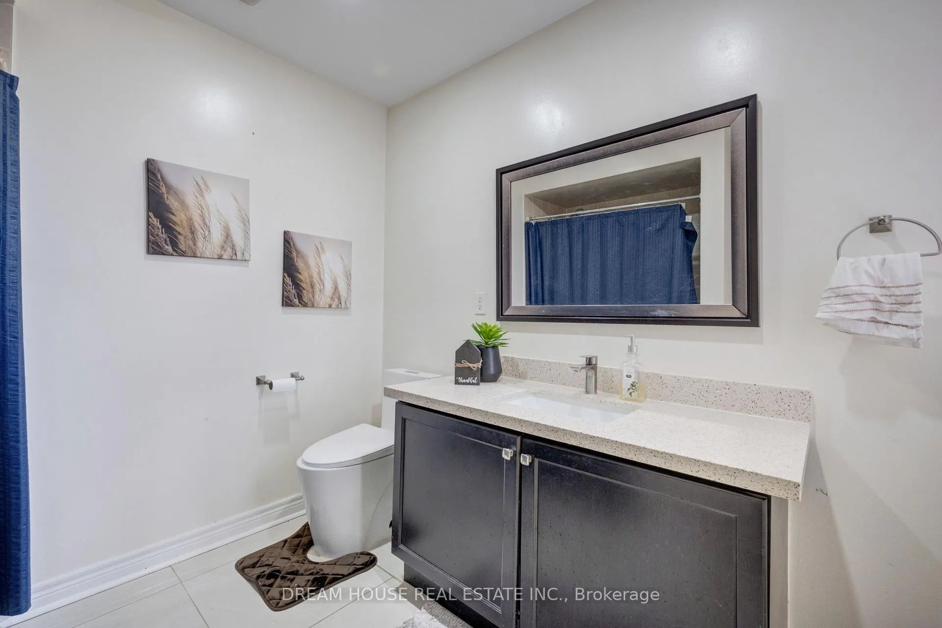 Photo 40 of 353 Michener Place, Milton, Harrison — HOMEH