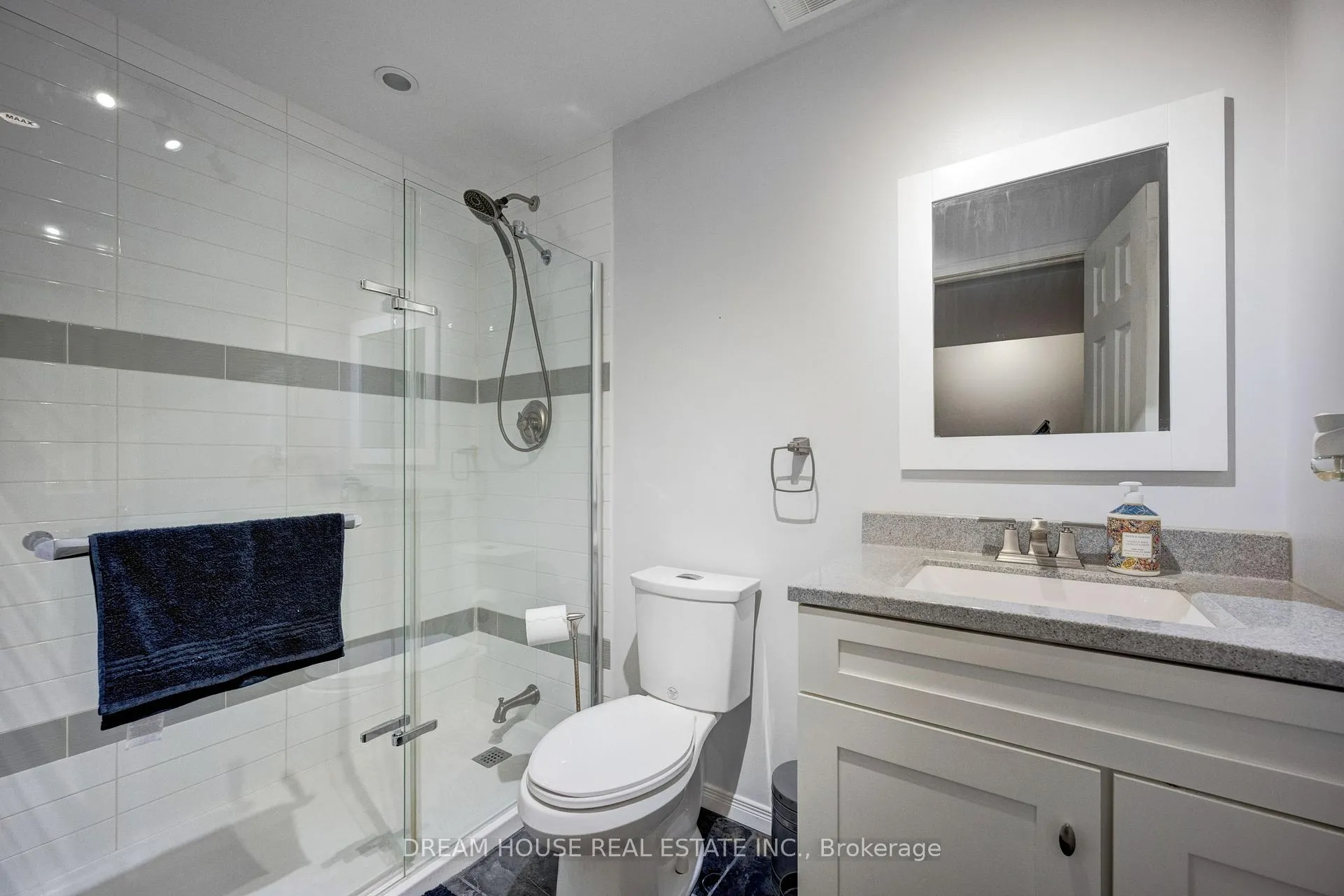 Photo 46 of 353 Michener Place, Milton, Harrison — HOMEH