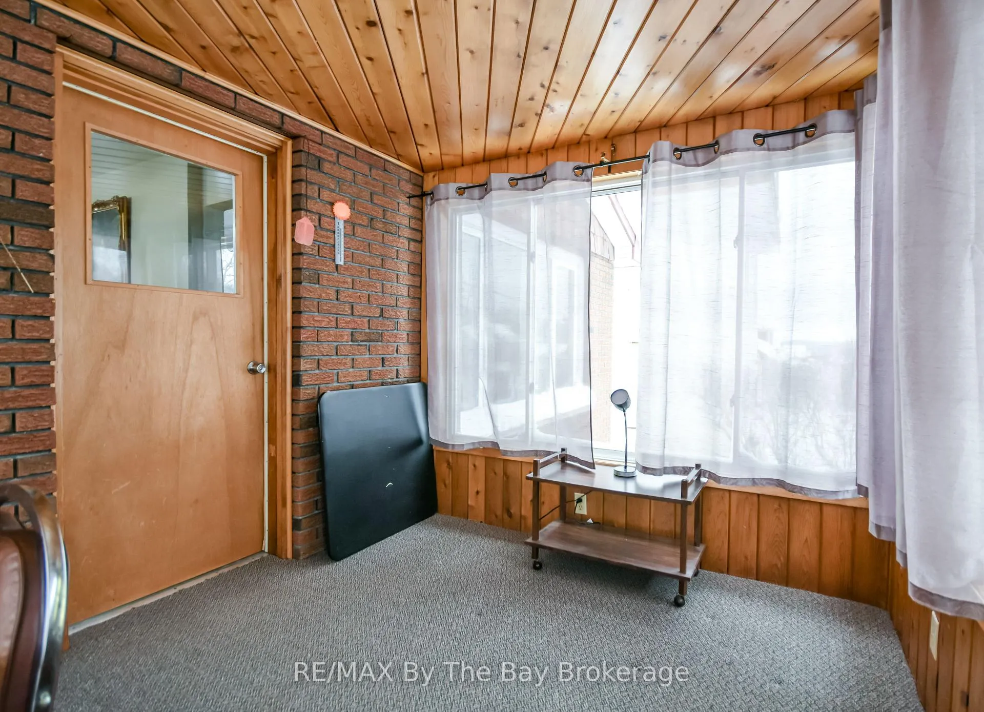 Photo 10 of 464 William Street, Midland — HOMEH
