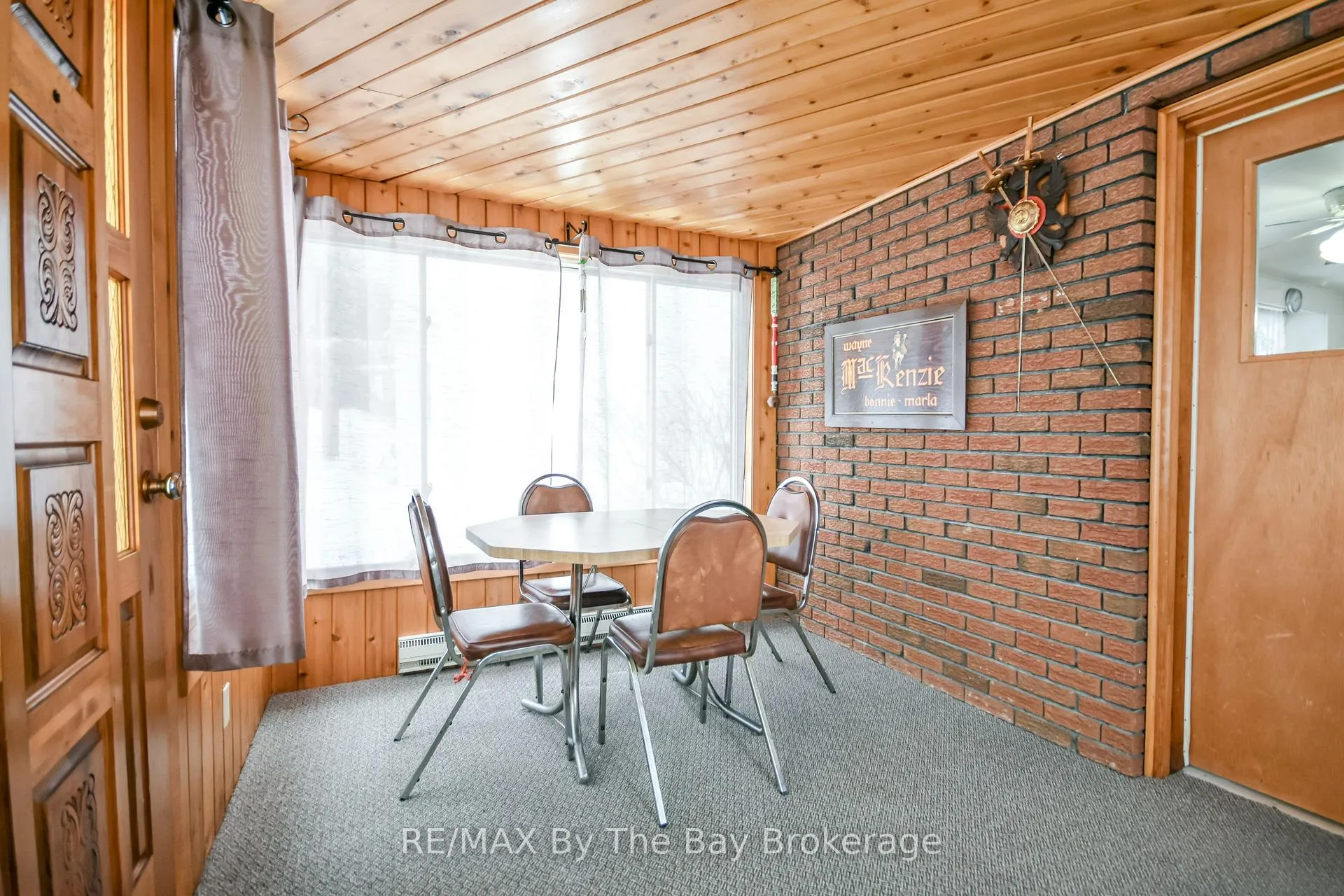 Photo 12 of 464 William Street, Midland — HOMEH