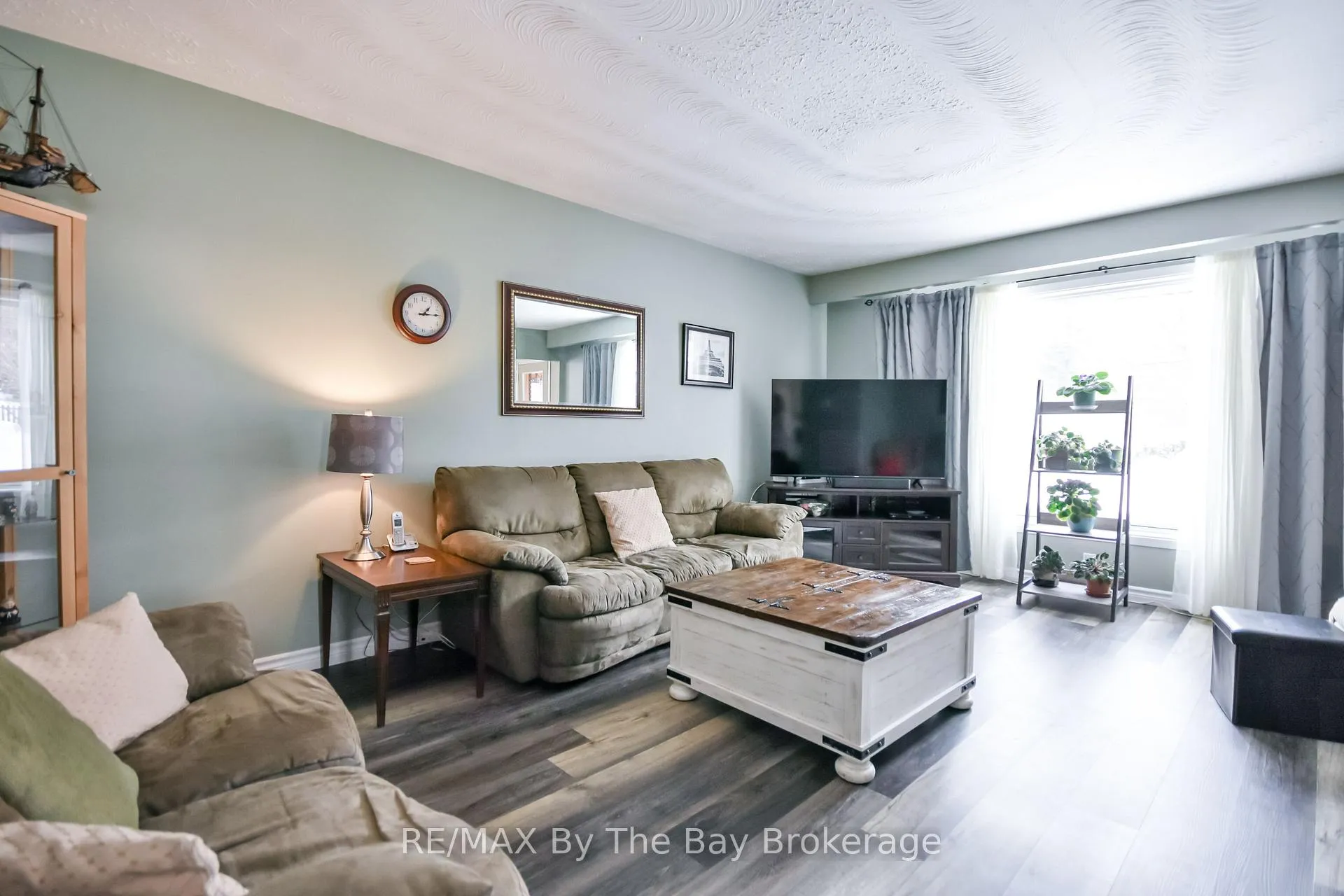 Photo 14 of 464 William Street, Midland — HOMEH