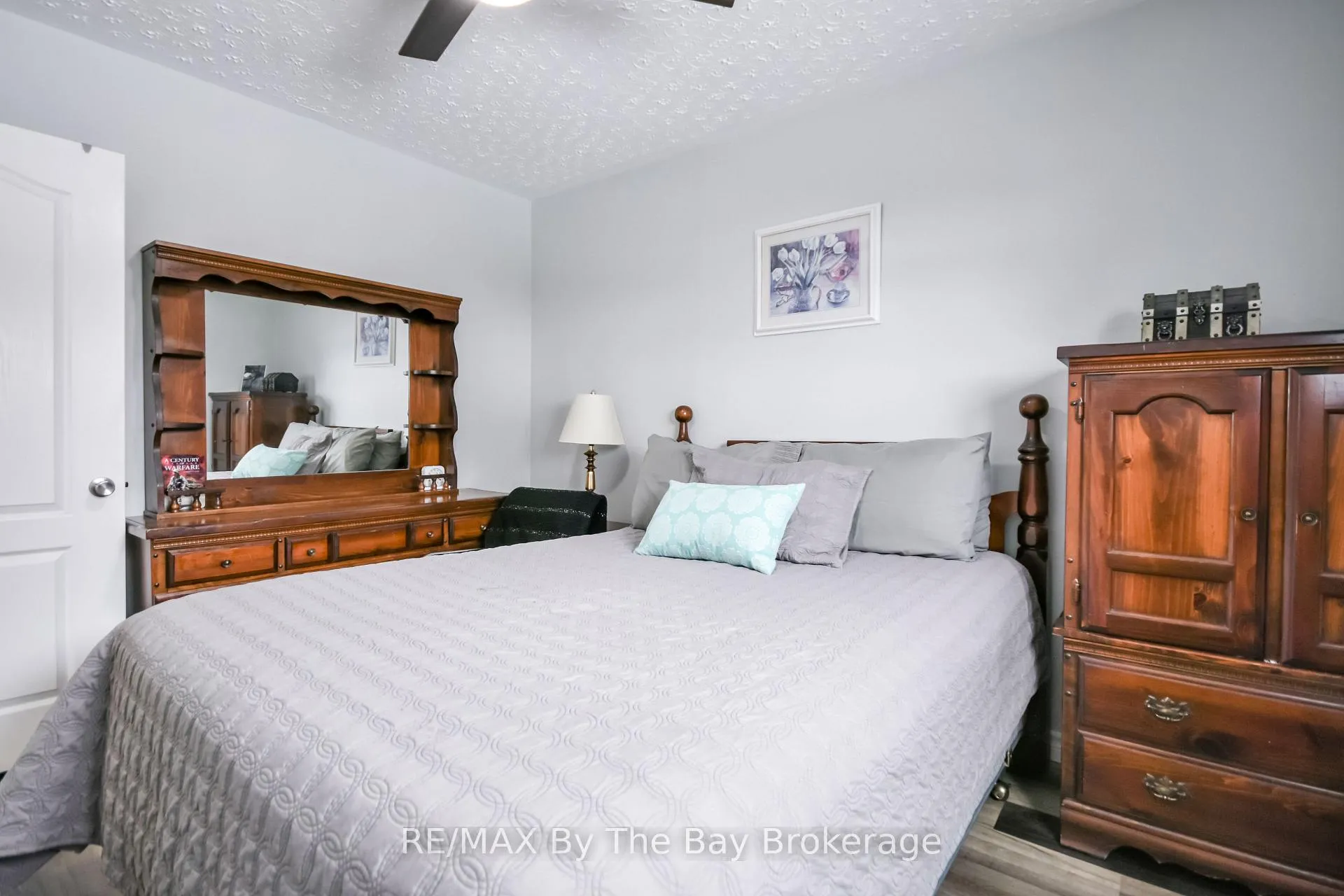 Photo 21 of 464 William Street, Midland — HOMEH