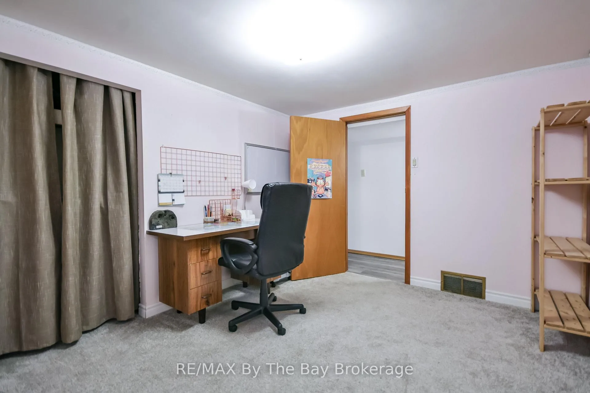 Photo 38 of 464 William Street, Midland — HOMEH