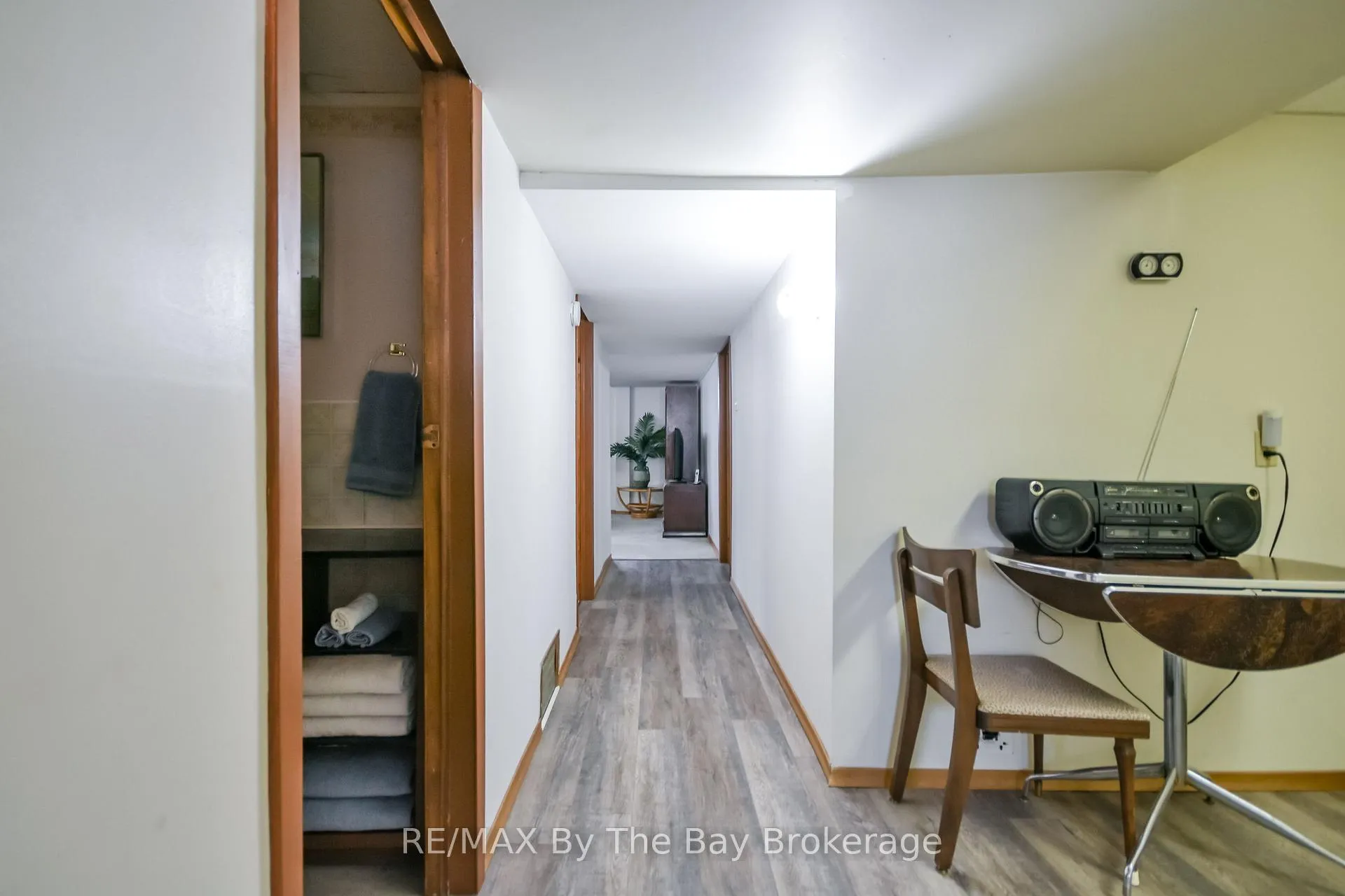Photo 45 of 464 William Street, Midland — HOMEH
