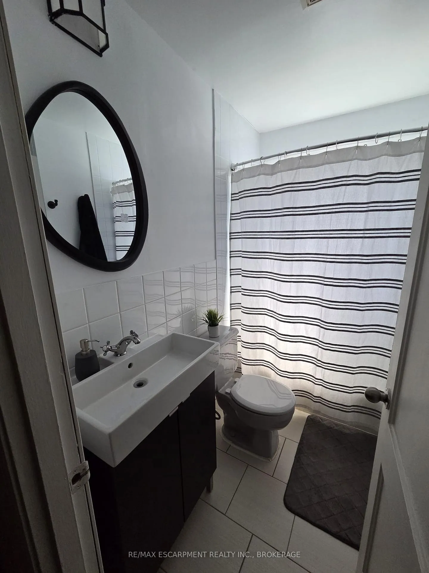 Photo 9 of 122 East 25th Street, Hamilton, Eastmount — HOMEH