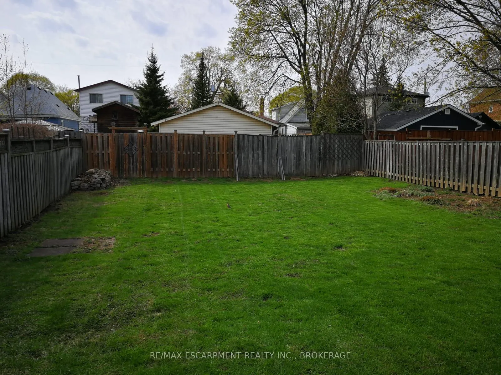 Photo 14 of 122 East 25th Street, Hamilton, Eastmount — HOMEH