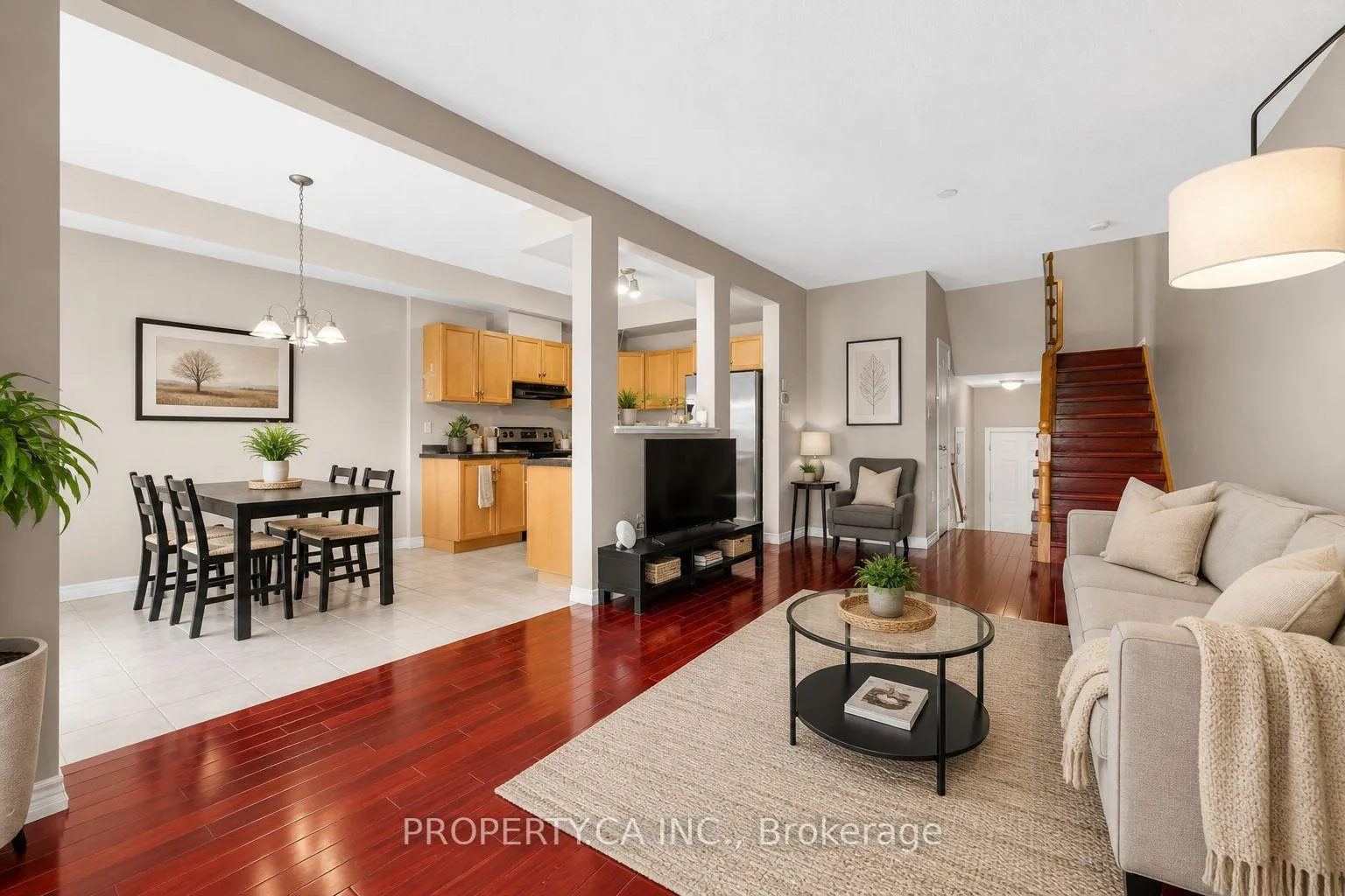 Photo 6 of Unit 8, 60 Cloverleaf Drive, Hamilton, Ancaster — HOMEH