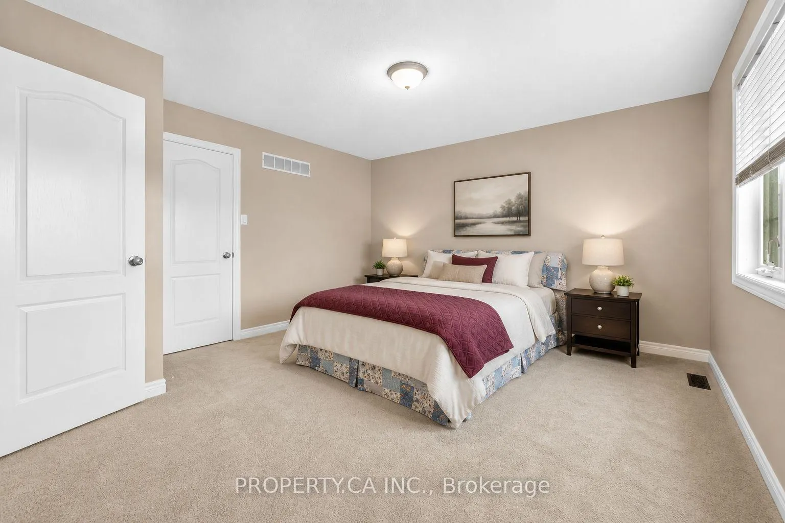 Photo 14 of Unit 8, 60 Cloverleaf Drive, Hamilton, Ancaster — HOMEH