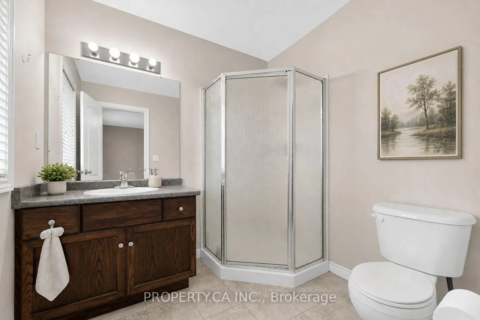 Photo 16 of Unit 8, 60 Cloverleaf Drive, Hamilton, Ancaster — HOMEH