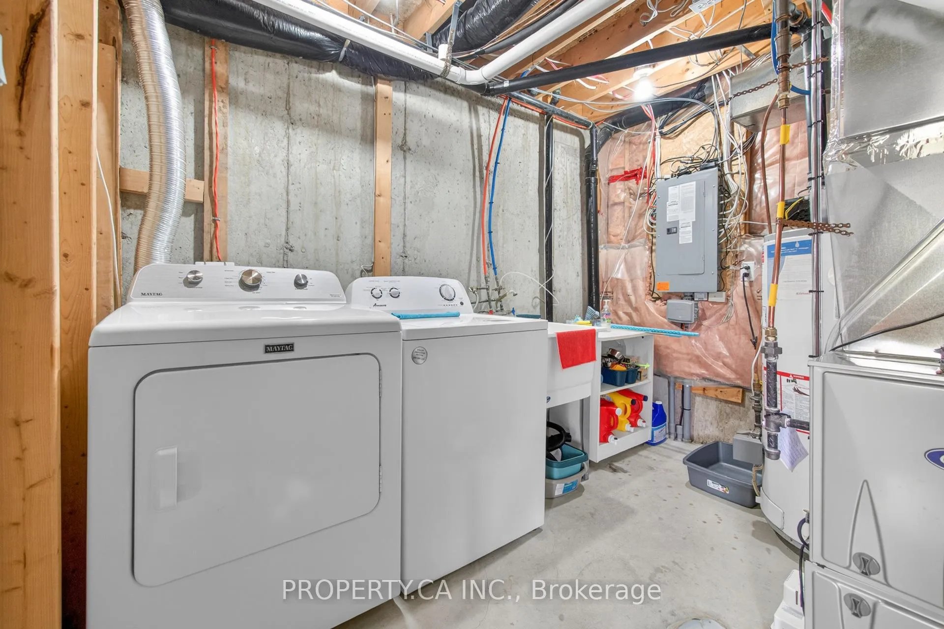 Photo 23 of Unit 8, 60 Cloverleaf Drive, Hamilton, Ancaster — HOMEH