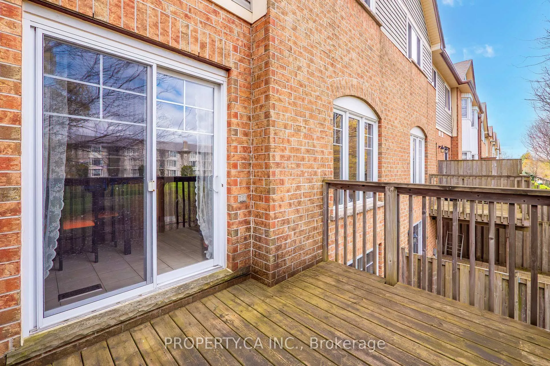 Photo 27 of Unit 8, 60 Cloverleaf Drive, Hamilton, Ancaster — HOMEH