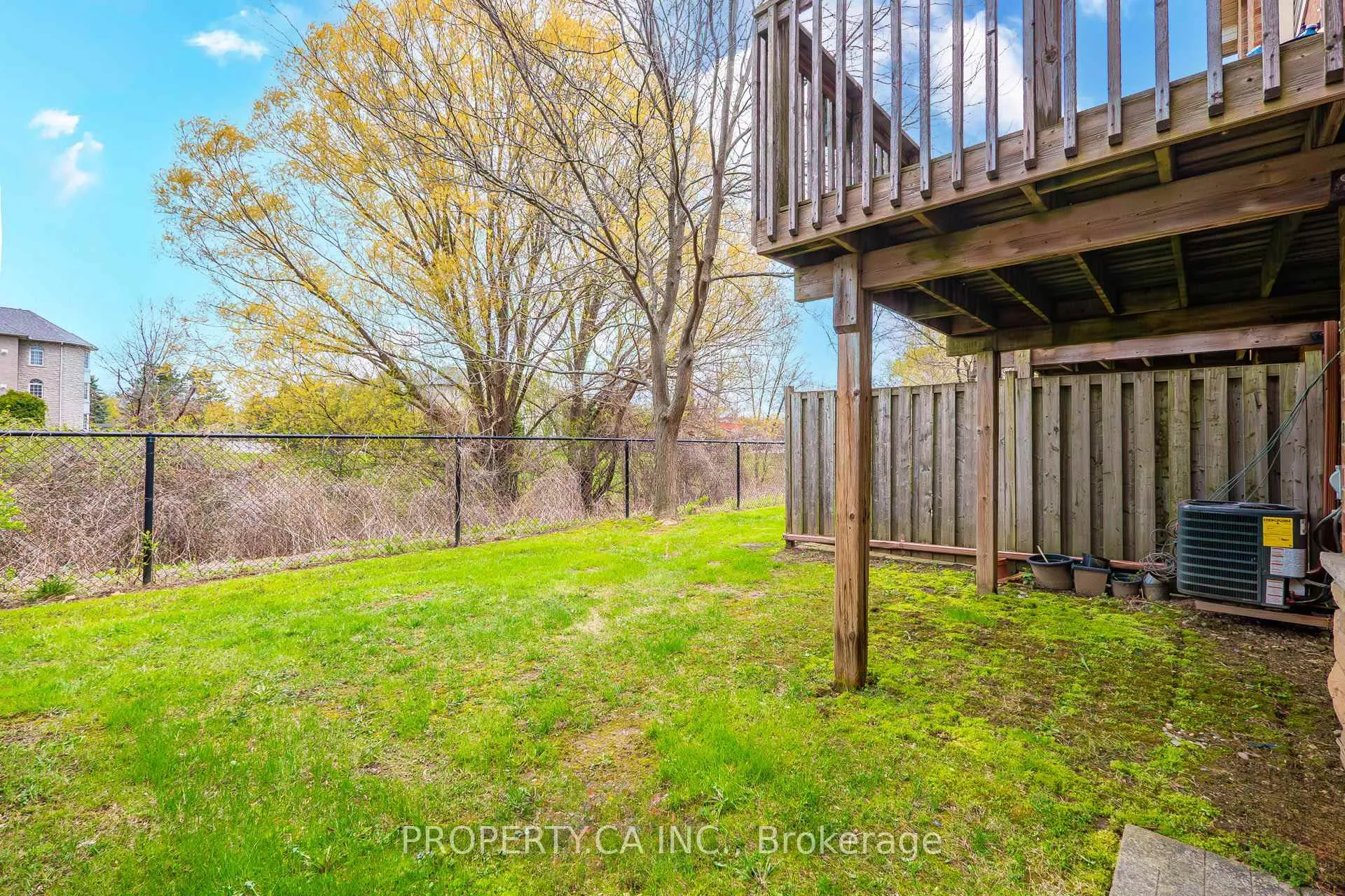 Photo 32 of Unit 8, 60 Cloverleaf Drive, Hamilton, Ancaster — HOMEH