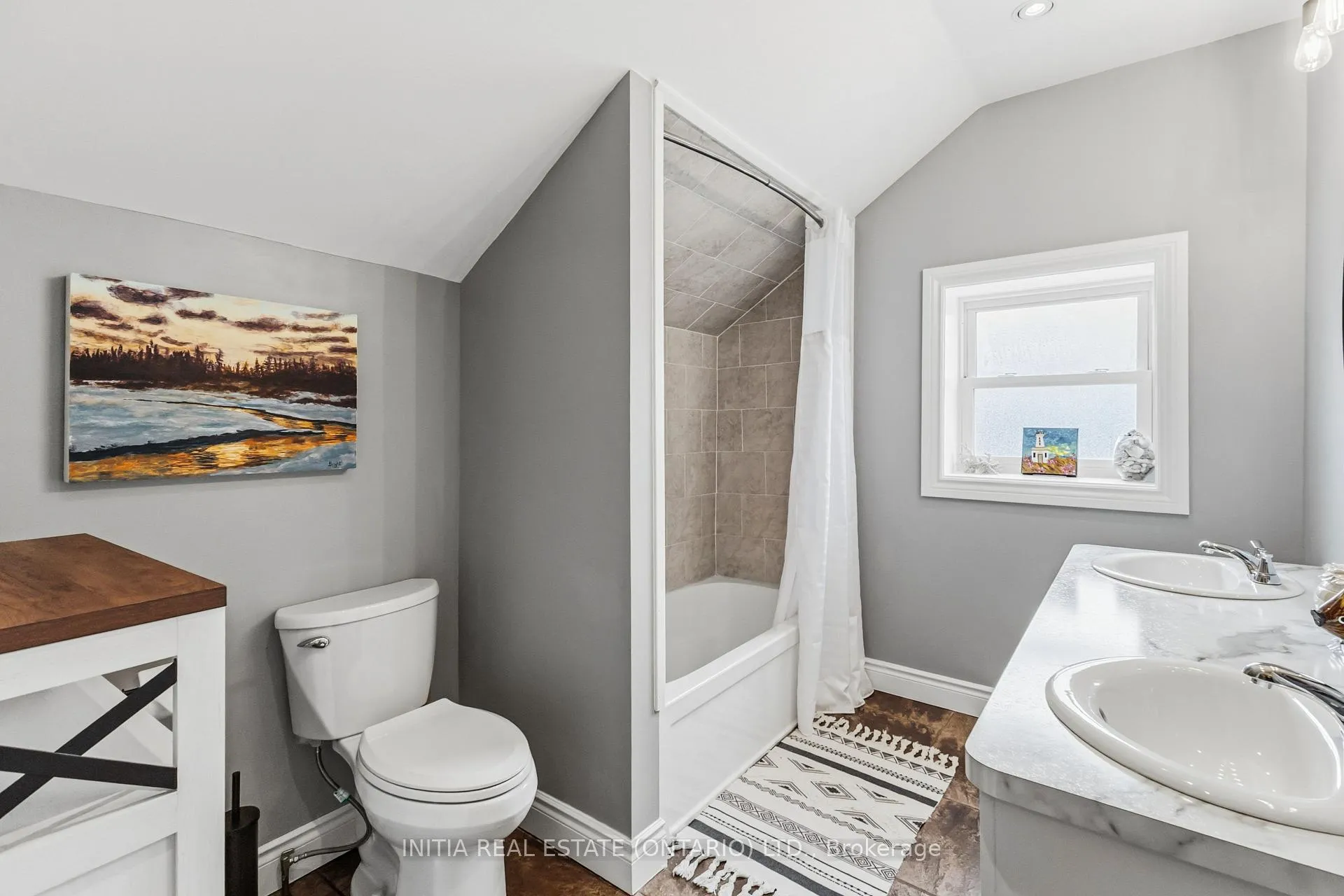 Photo 10 of 31 King Street N, South Huron, Stephen — HOMEH
