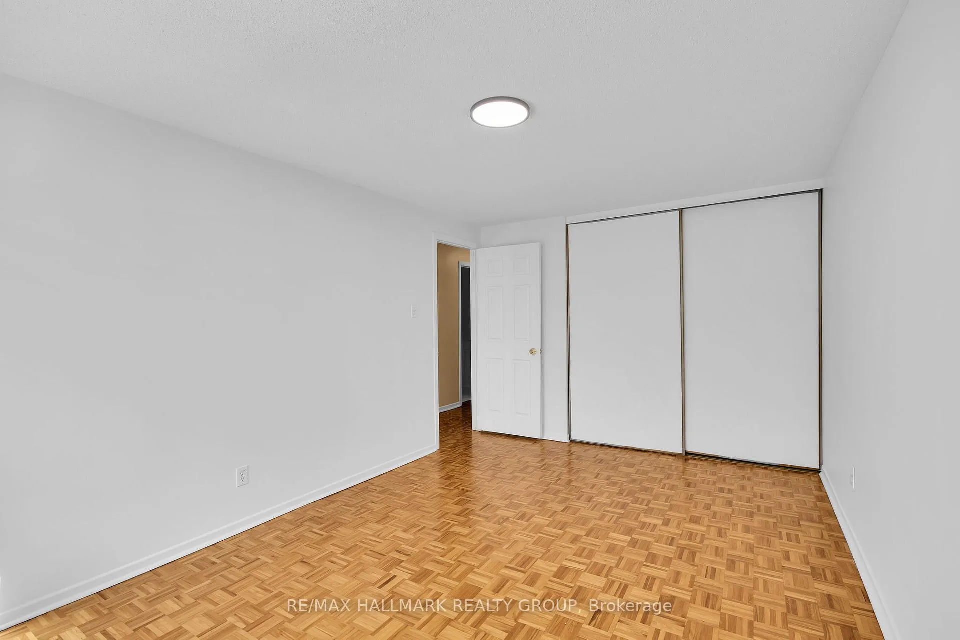 Photo 15 of 338 Stone Quarry Private, Ottawa, Carson Meadows — HOMEH