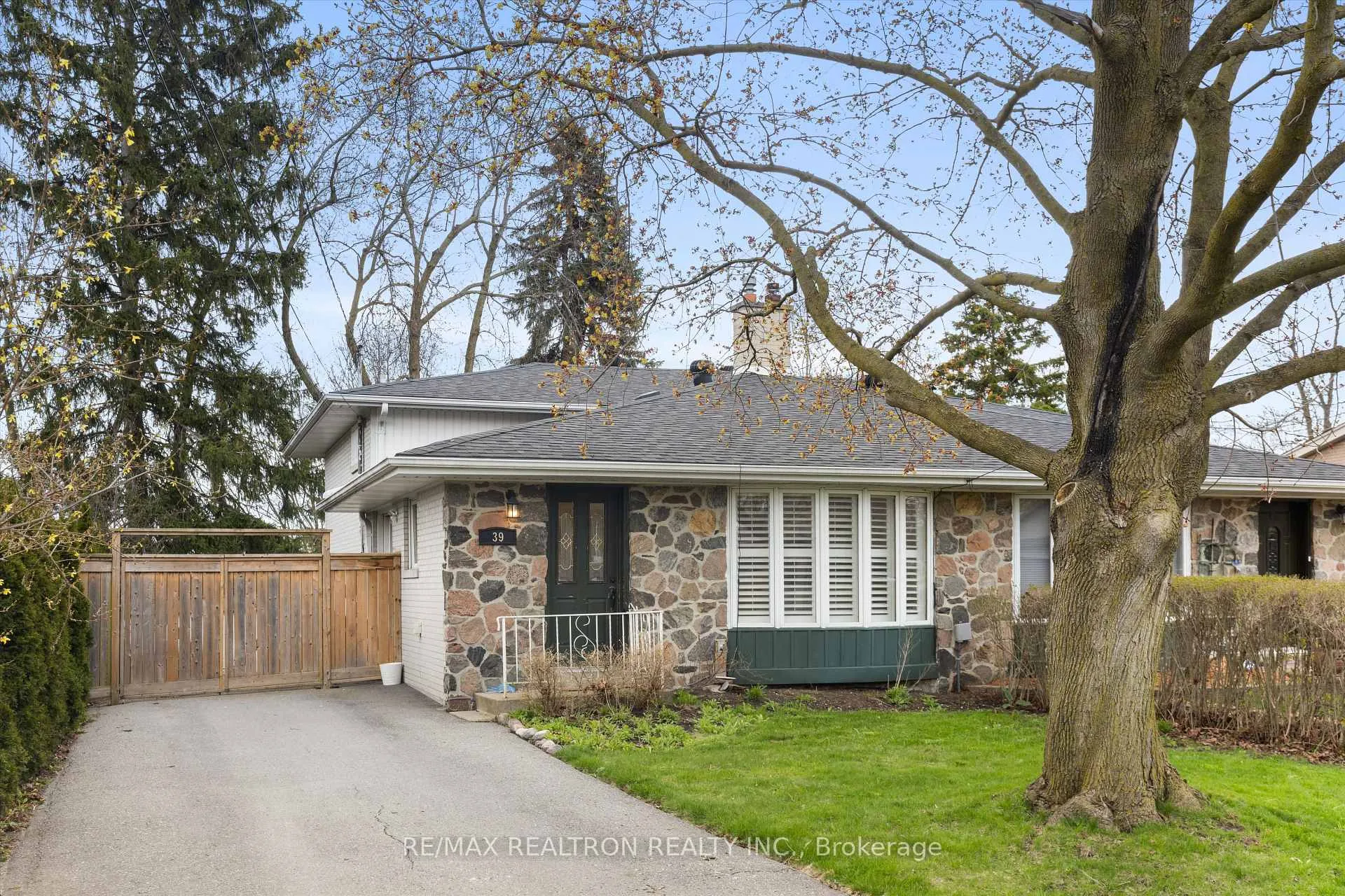 Photo of 39 Jasper Drive