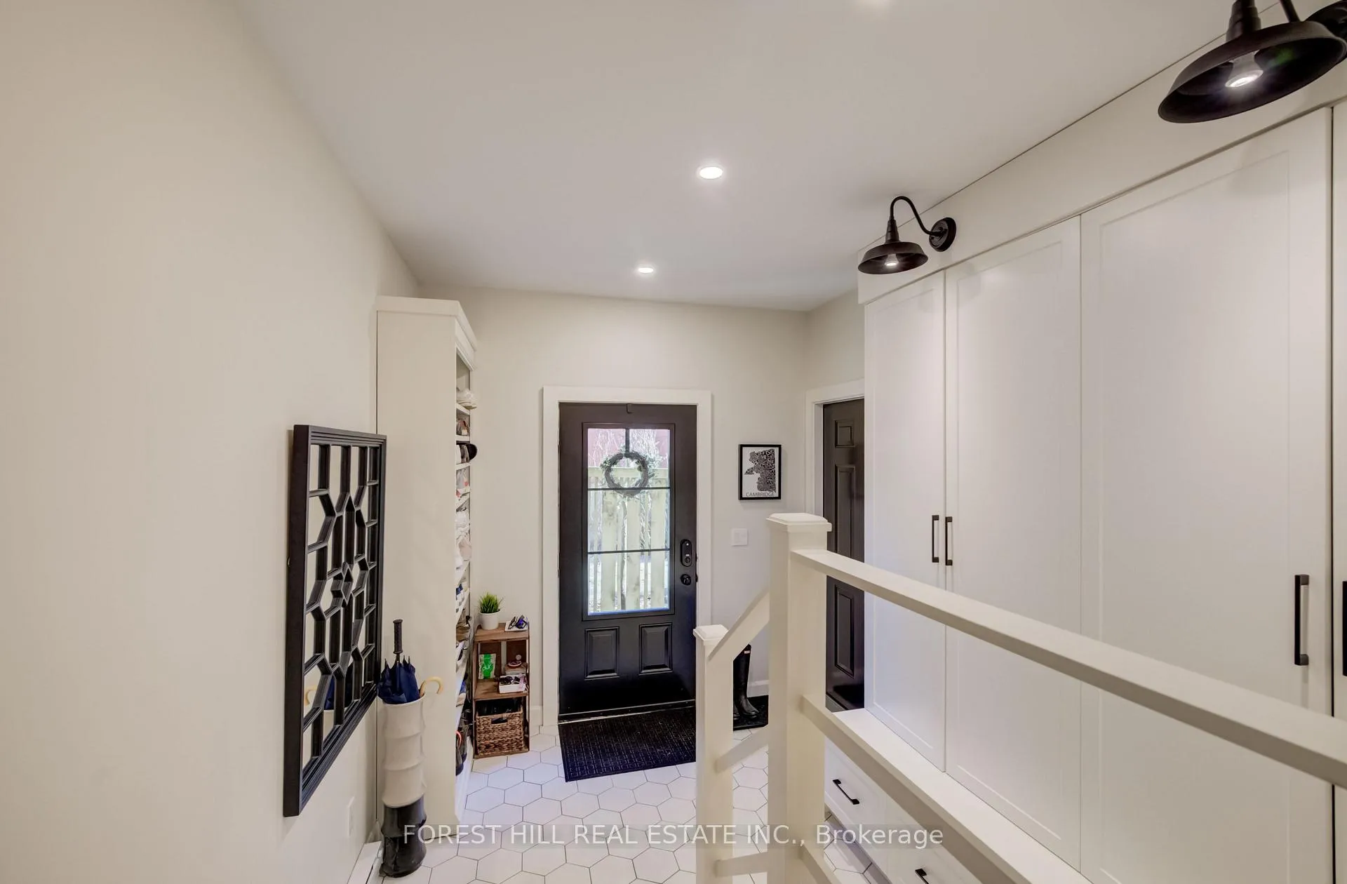 Photo 19 of 48 Aberdeen Road N, Cambridge — HOMEH