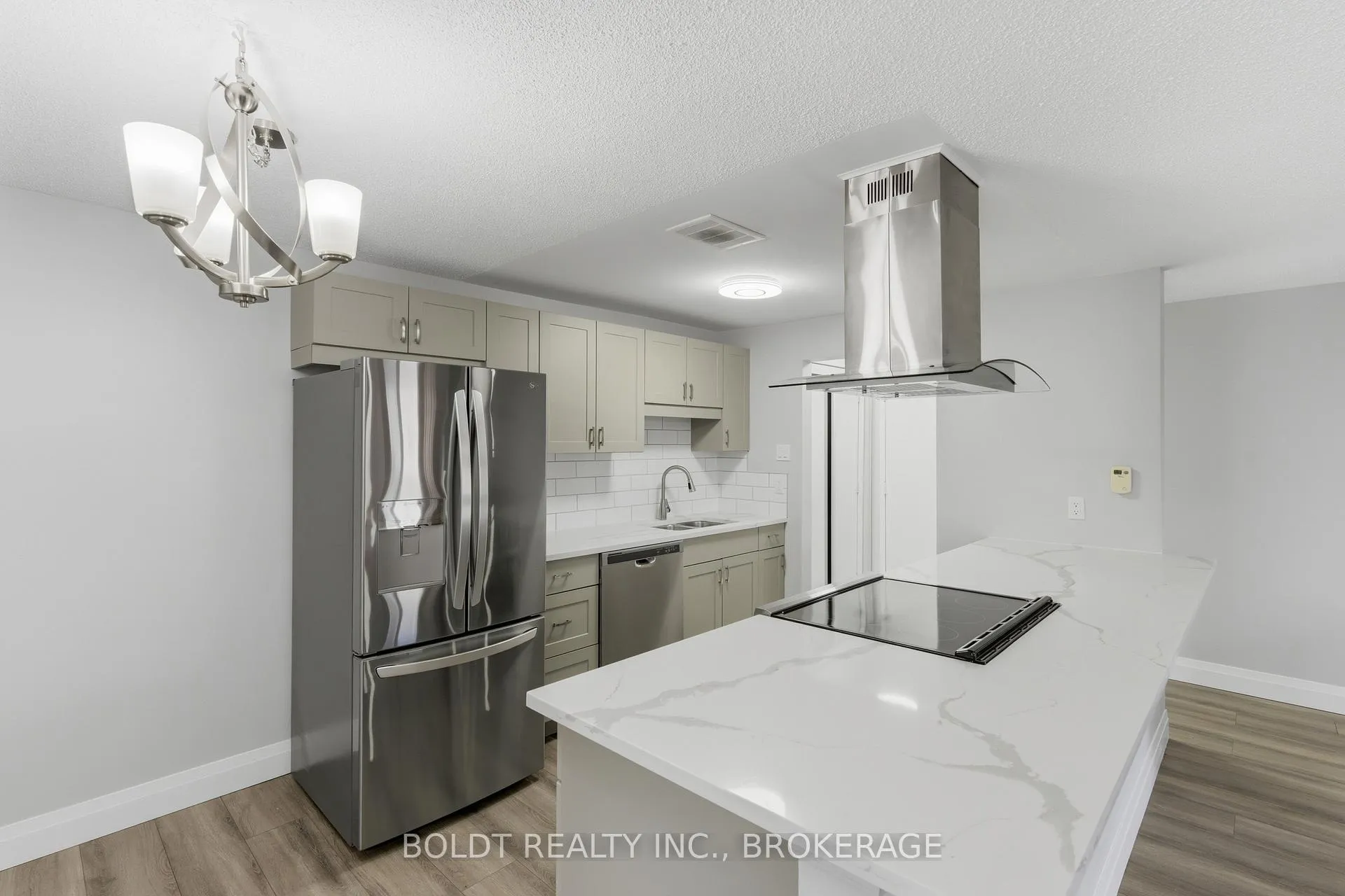 Photo 5 of Unit 107, 264 Grantham Avenue, St. Catharines, Carlton/Bunting — HOMEH