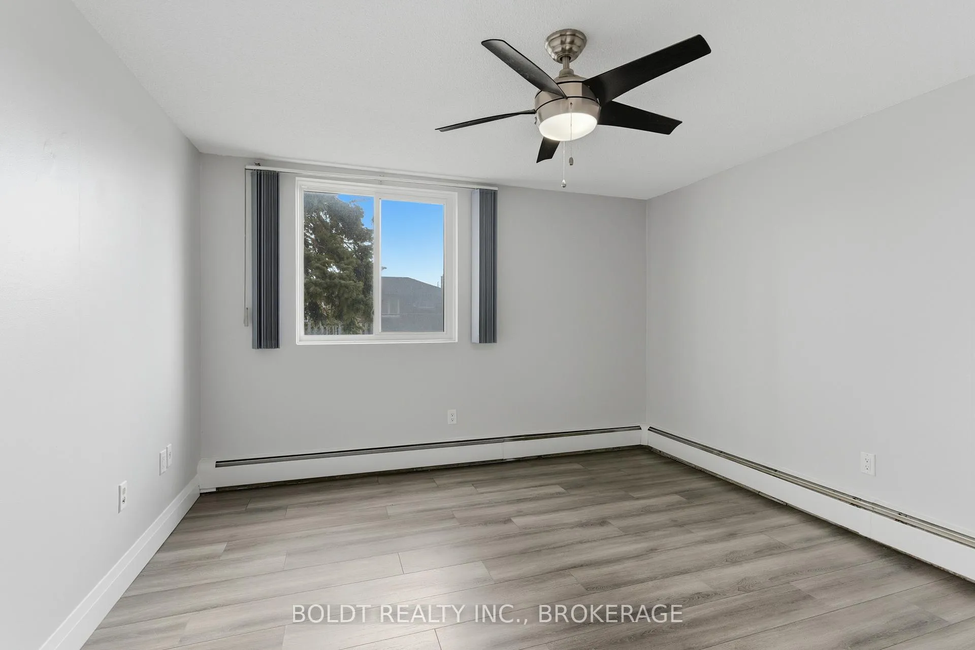 Photo 18 of Unit 107, 264 Grantham Avenue, St. Catharines, Carlton/Bunting — HOMEH