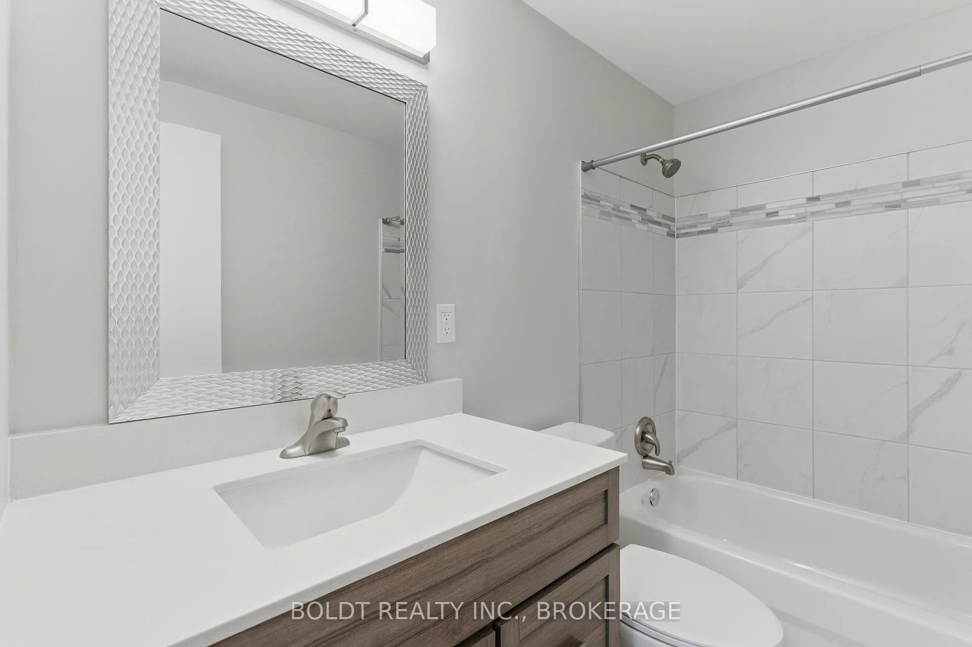 Photo 20 of Unit 107, 264 Grantham Avenue, St. Catharines, Carlton/Bunting — HOMEH