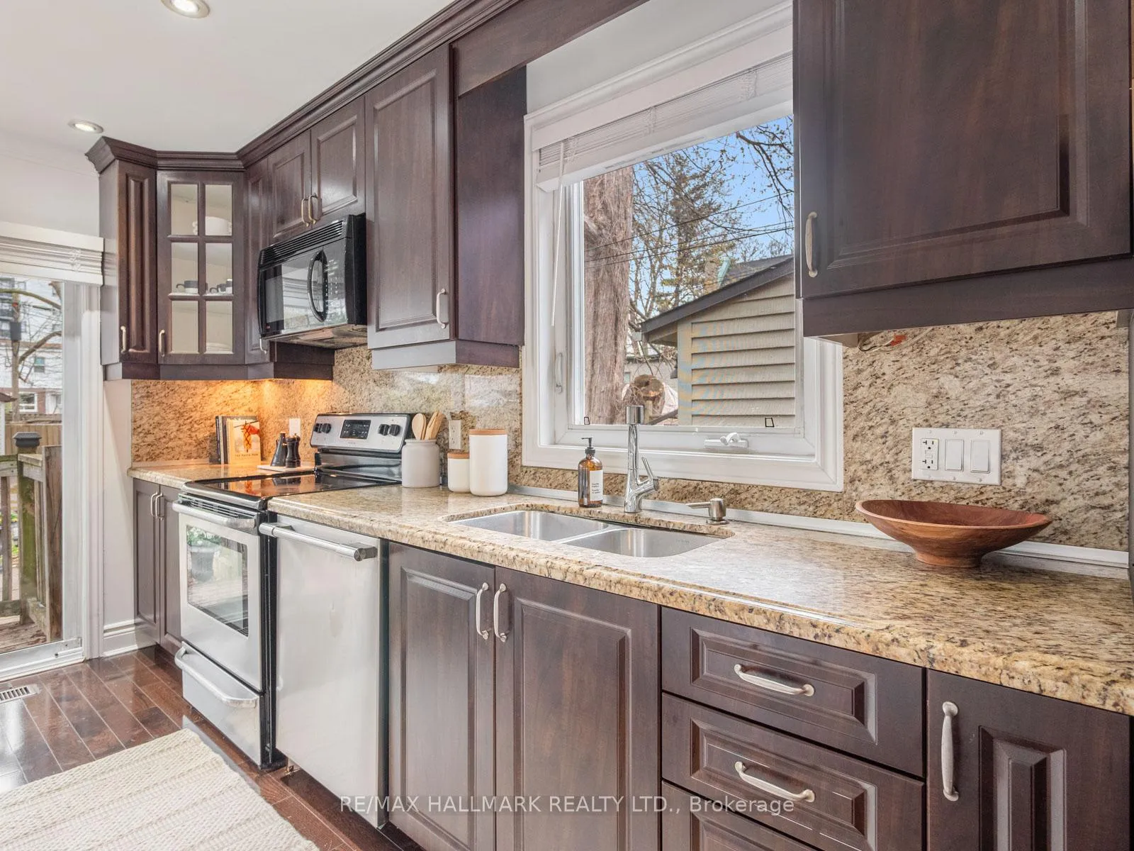 Photo 18 of 144 Floyd Avenue, Toronto, Broadview North — HOMEH