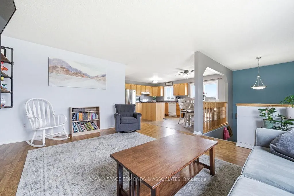 Photo 6 of 416 Sweezey Court, Pembroke, Pembroke — HOMEH