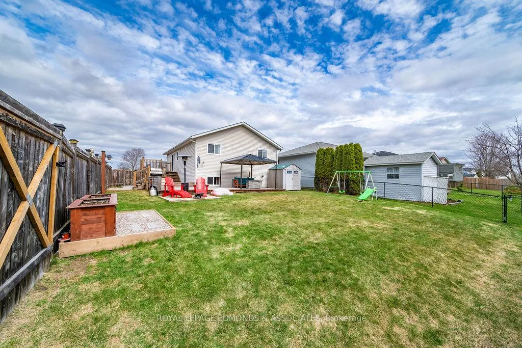 Photo 39 of 416 Sweezey Court, Pembroke, Pembroke — HOMEH