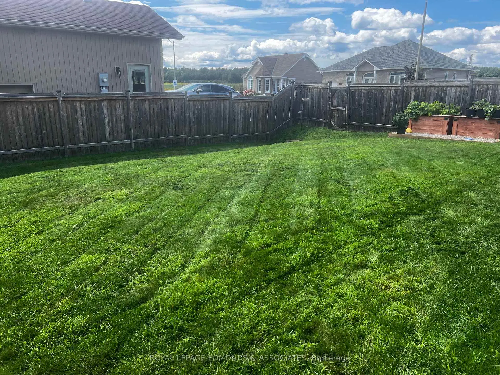 Photo 41 of 416 Sweezey Court, Pembroke, Pembroke — HOMEH