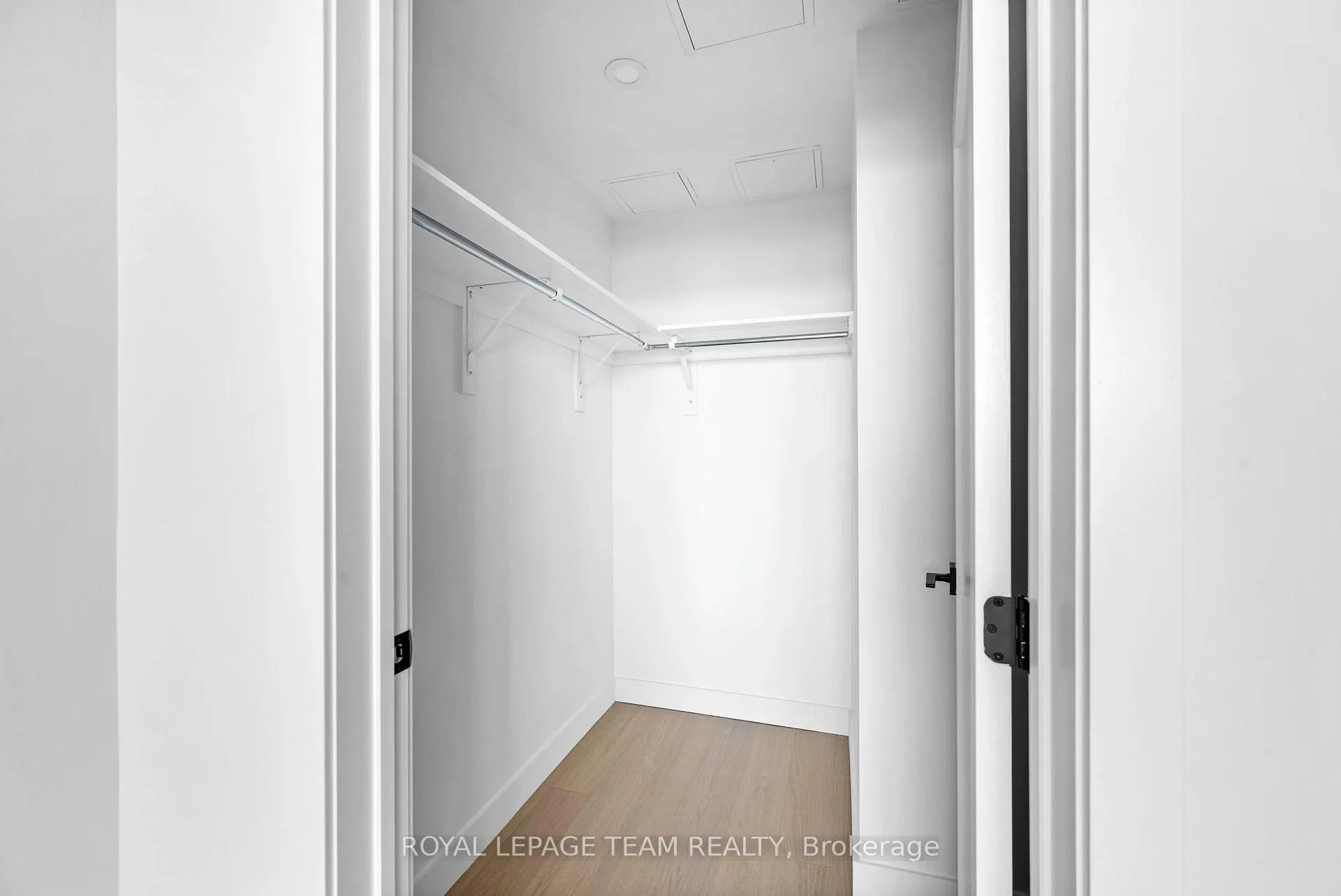 Photo 21 of Unit 507, 398 Roosevelt Avenue, Ottawa, Westboro West — HOMEH