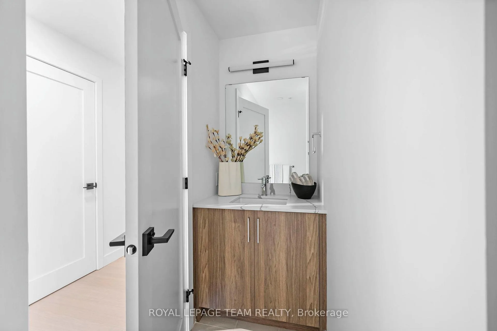 Photo 28 of Unit 507, 398 Roosevelt Avenue, Ottawa, Westboro West — HOMEH