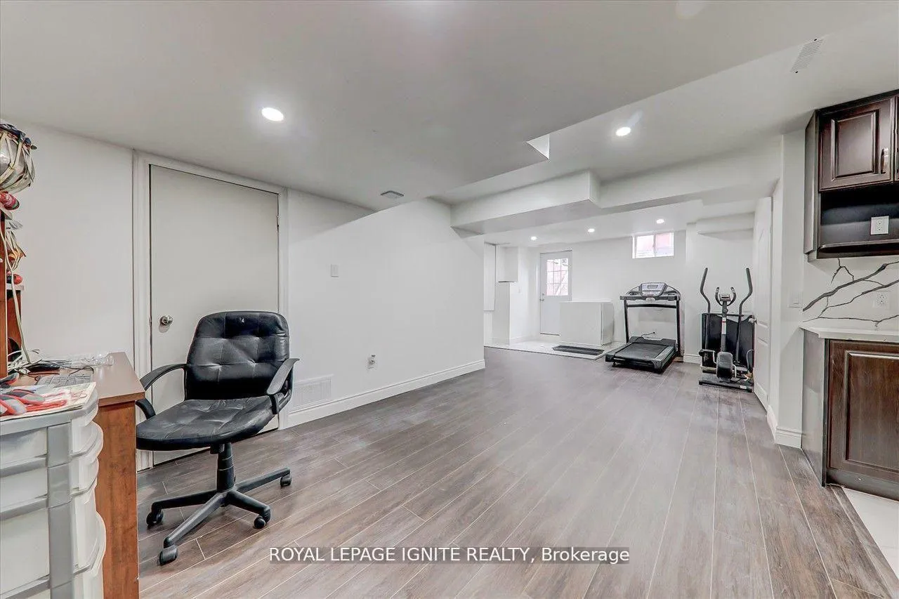 Photo 13 of Unit Bsmt, 114 Lawrence Pilkington Avenue, Markham, Cornell — HOMEH