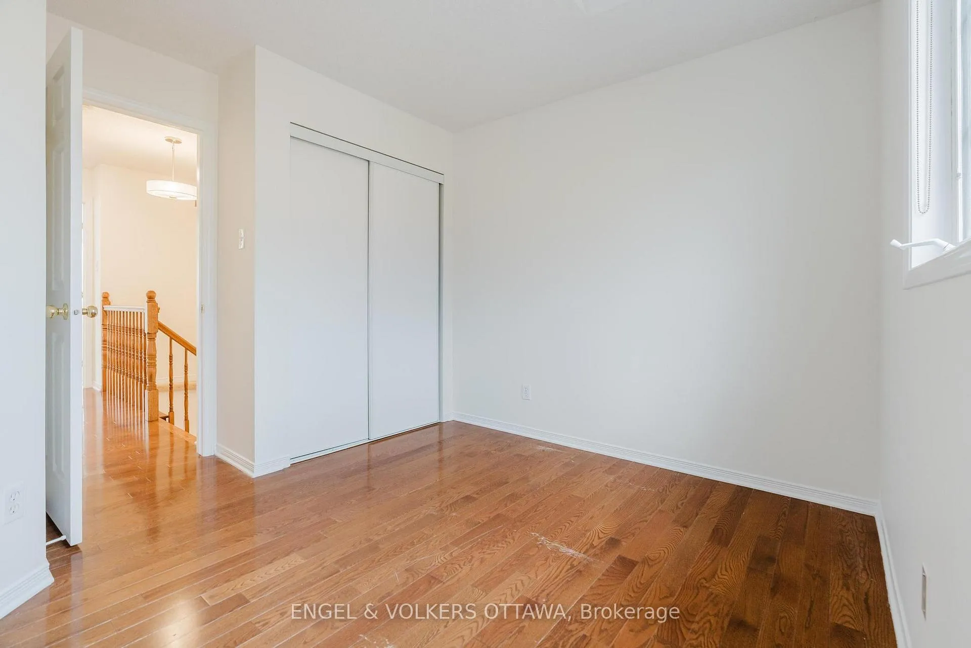 Photo 26 of 149 Duntroon Circle, Ottawa, Hunt Club Park/Greenboro — HOMEH