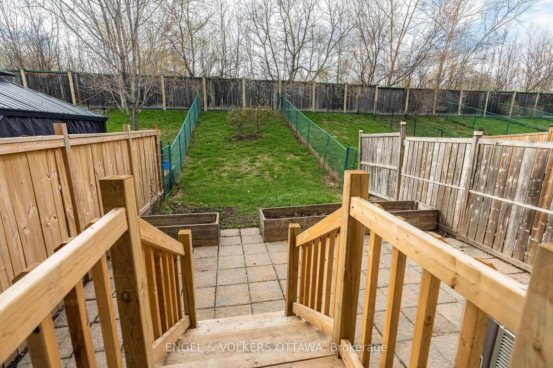 Photo 40 of 149 Duntroon Circle, Ottawa, Hunt Club Park/Greenboro — HOMEH