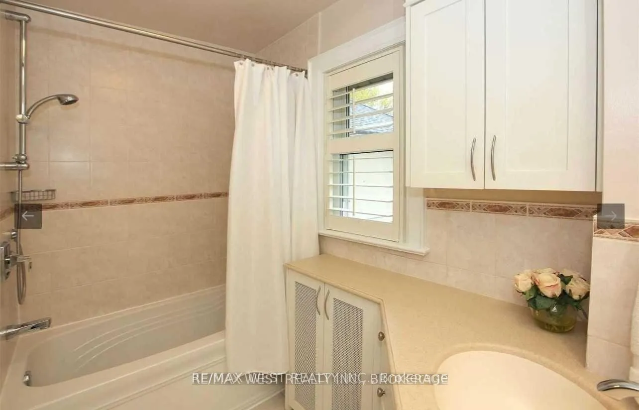 Photo 21 of 472 Roselawn Avenue, Toronto, Lawrence Park South — HOMEH