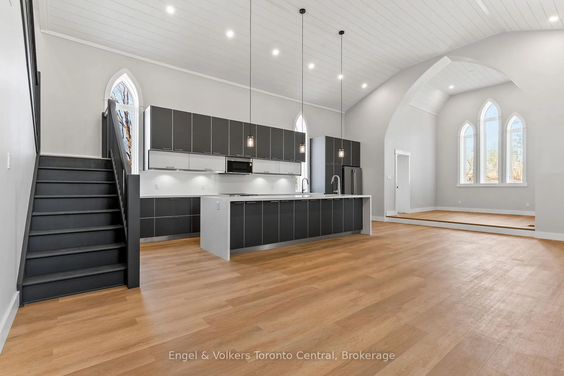 Photo 4 of 57 Crawford Street, Chatsworth — HOMEH