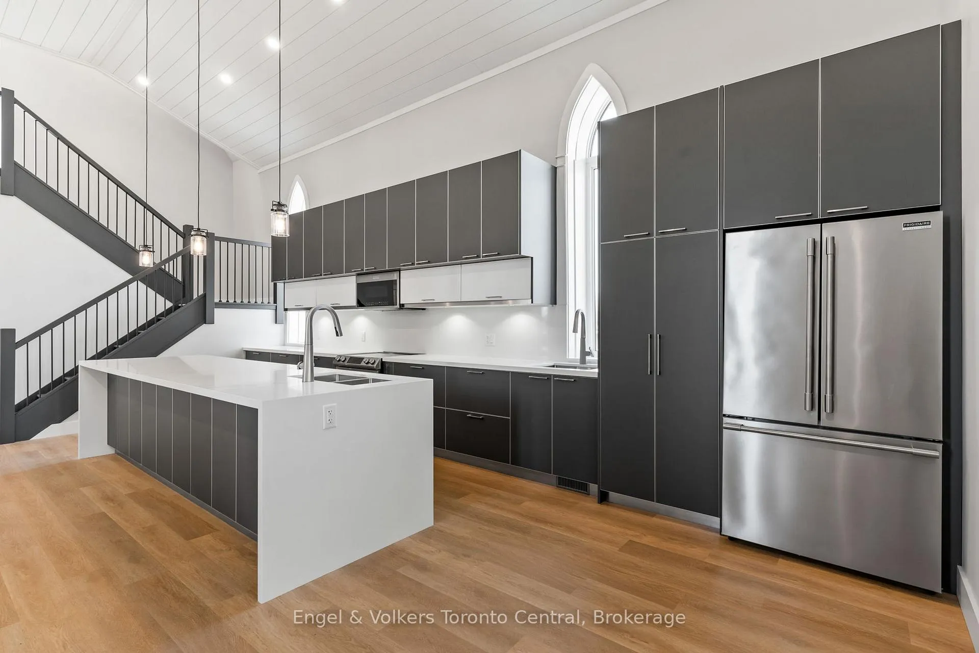 Photo 10 of 57 Crawford Street, Chatsworth — HOMEH