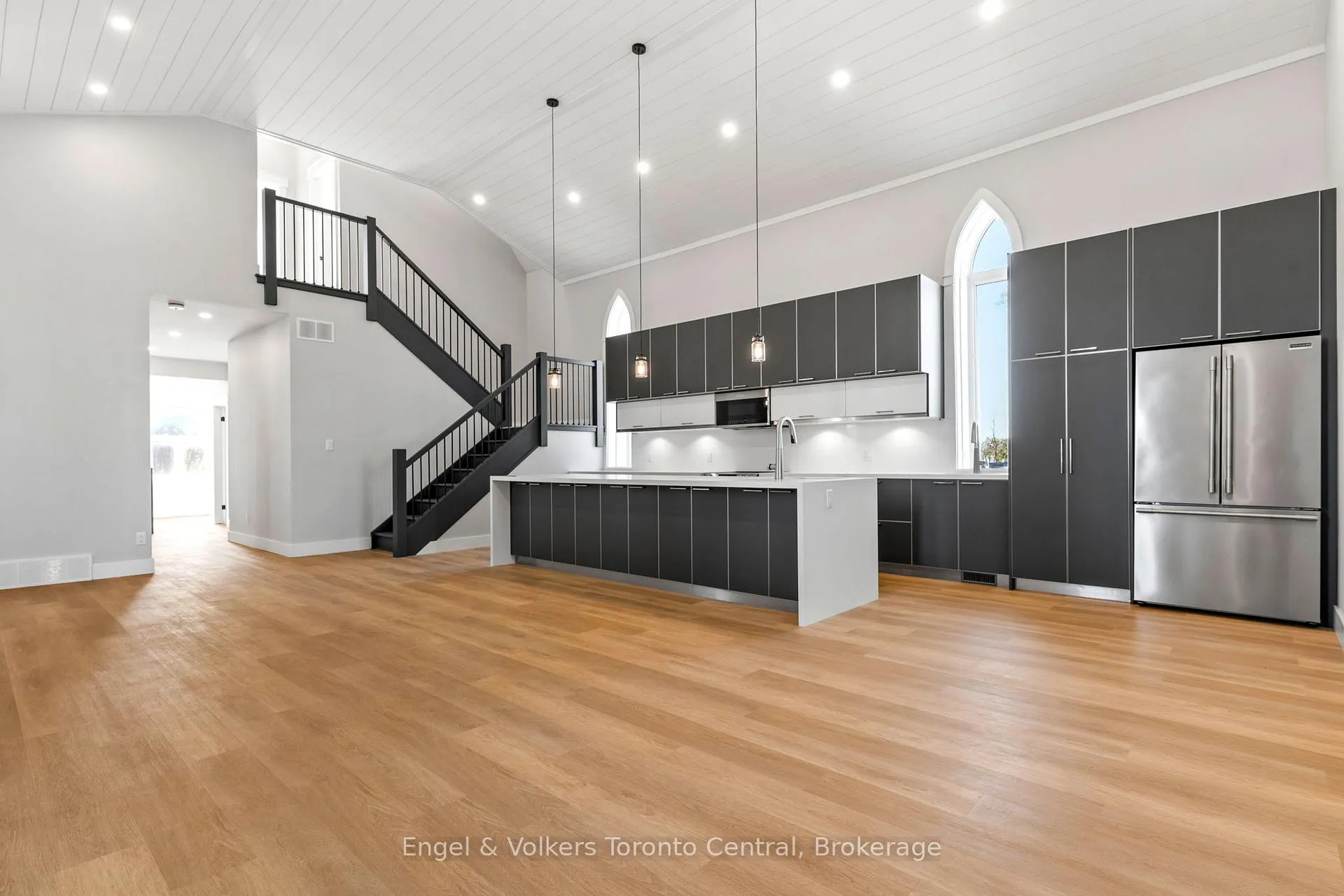 Photo 12 of 57 Crawford Street, Chatsworth — HOMEH
