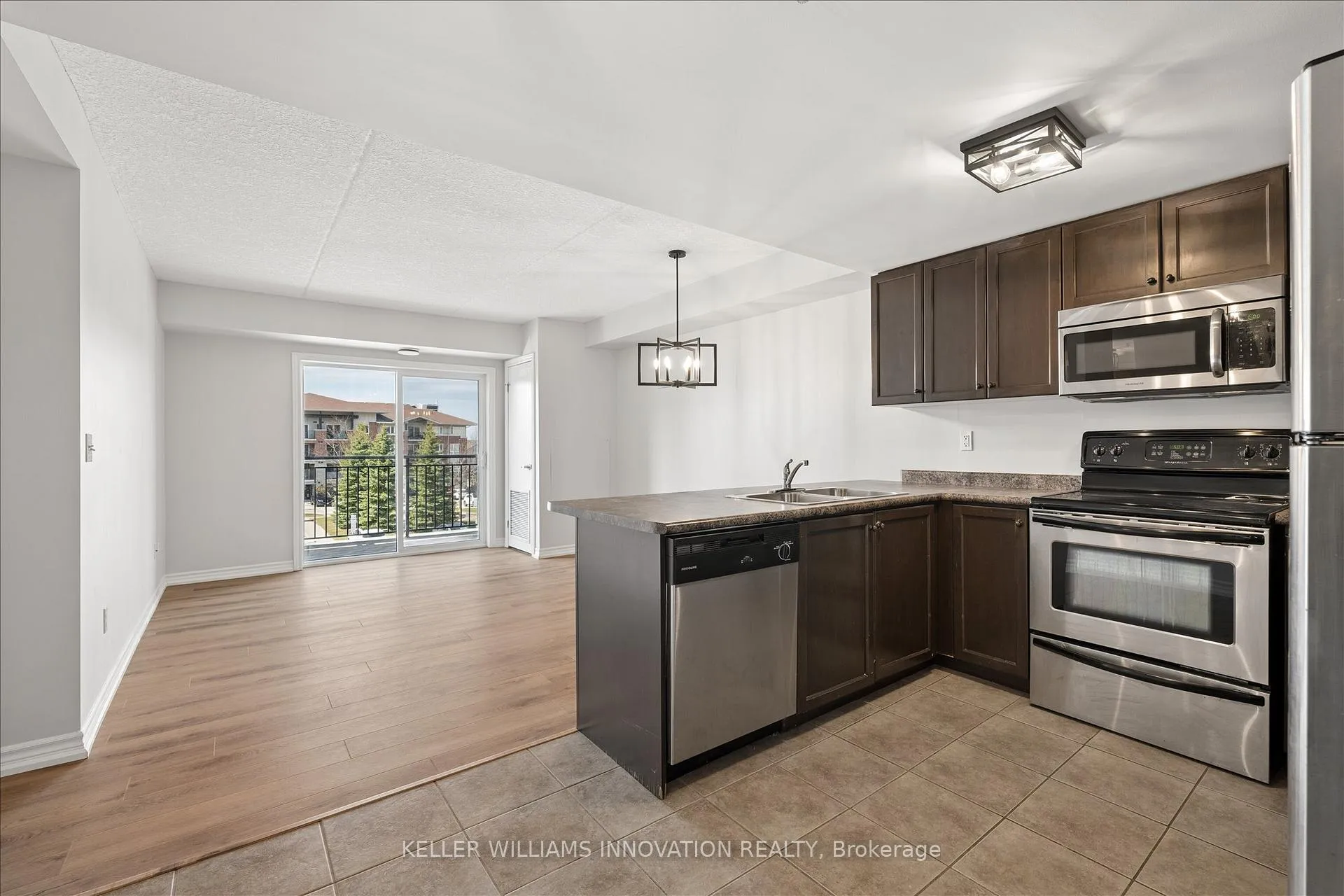 Photo 6 of Unit 302C, 43 Goodwin Drive, Guelph, Pineridge/Westminster Woods — HOMEH