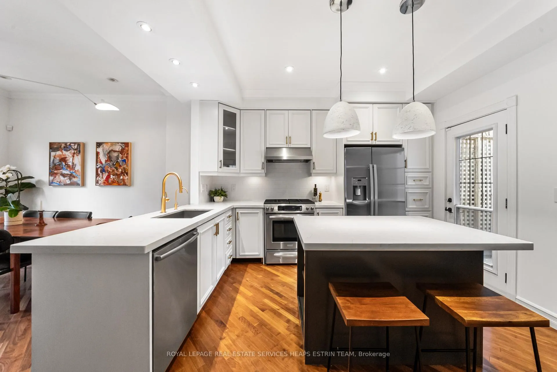 Photo 11 of 31 Birch Avenue, Toronto, Yonge-St. Clair — HOMEH