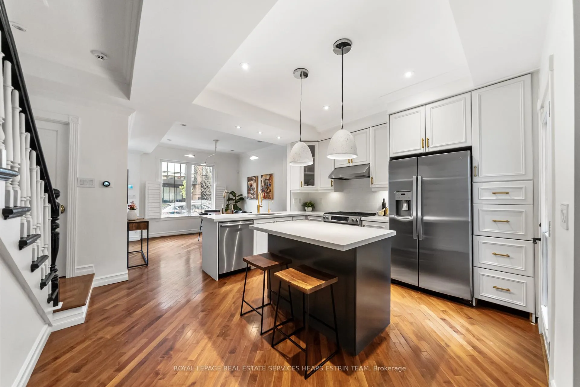 Photo 12 of 31 Birch Avenue, Toronto, Yonge-St. Clair — HOMEH