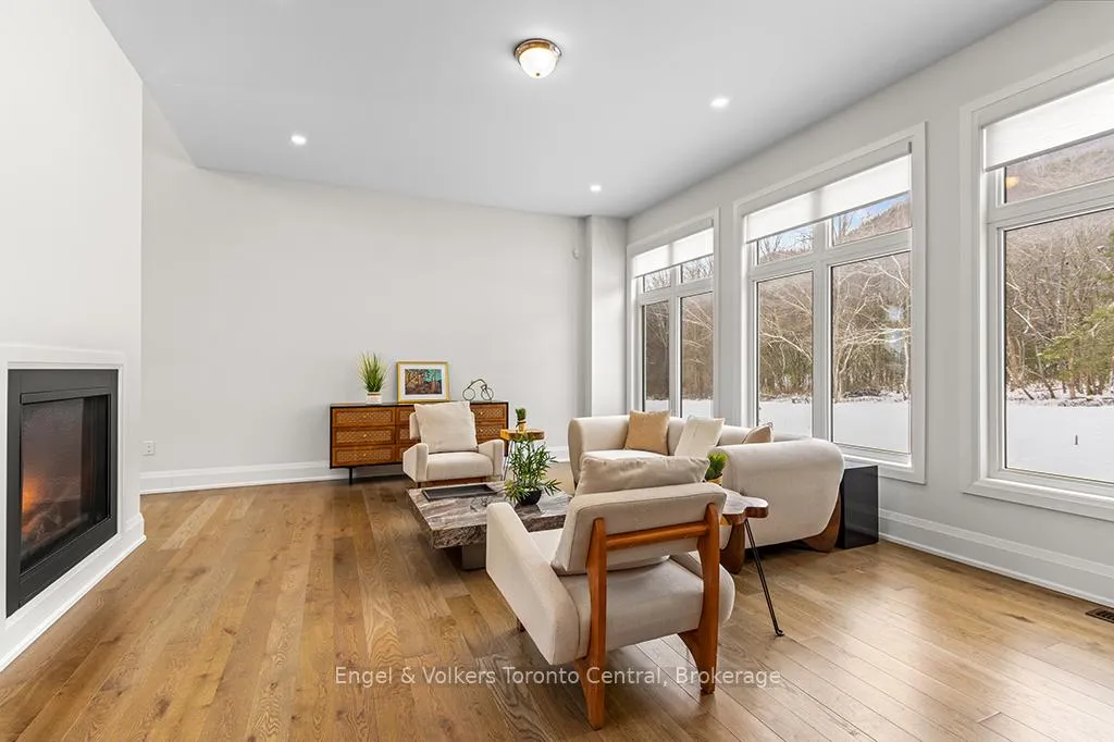 Photo 10 of 110 Dorothy Drive, Blue Mountains — HOMEH