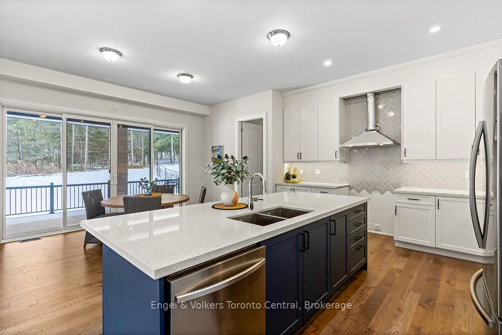 Photo 13 of 110 Dorothy Drive, Blue Mountains — HOMEH