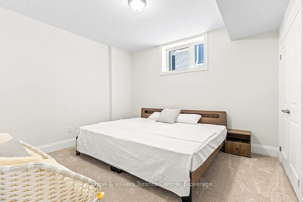 Photo 35 of 110 Dorothy Drive, Blue Mountains — HOMEH