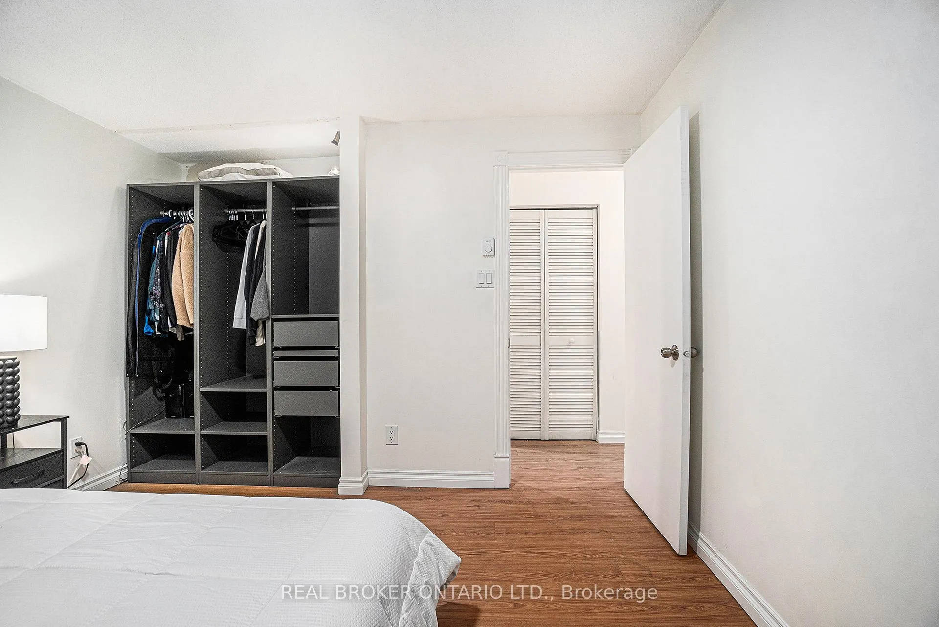 Photo 13 of Unit 5, 1204 Shillington Avenue, Ottawa, Carlington — HOMEH