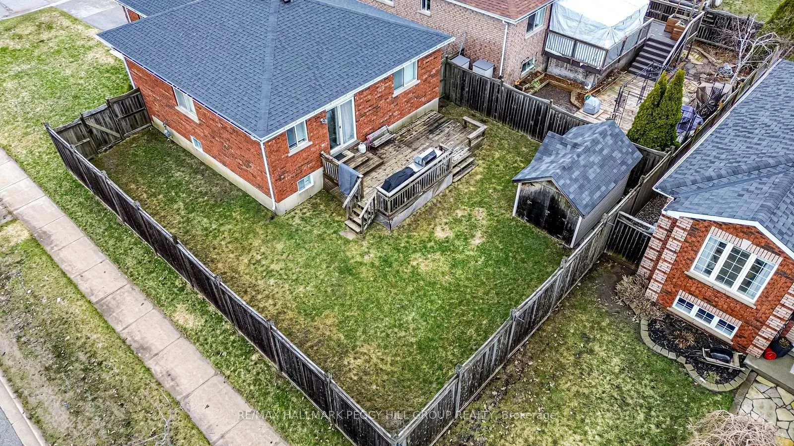 Photo 13 of 1 Michael Crescent, Barrie, East Bayfield — HOMEH