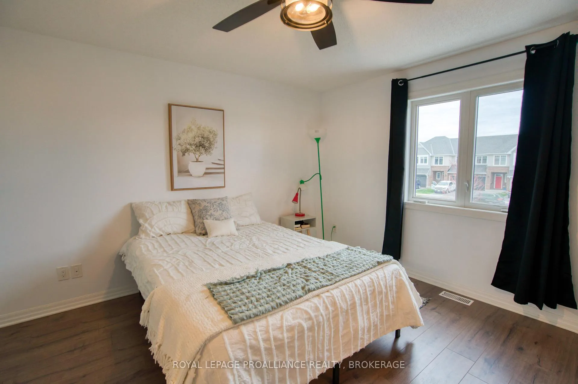 Photo 17 of 938 Riverview Way, Kingston, Kingston East (Incl Barret Crt) — HOMEH